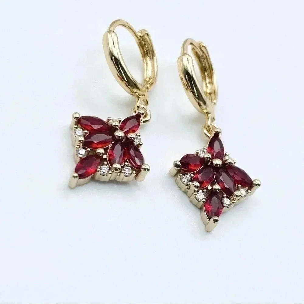 Drop Leaves Earrings Gold Plated